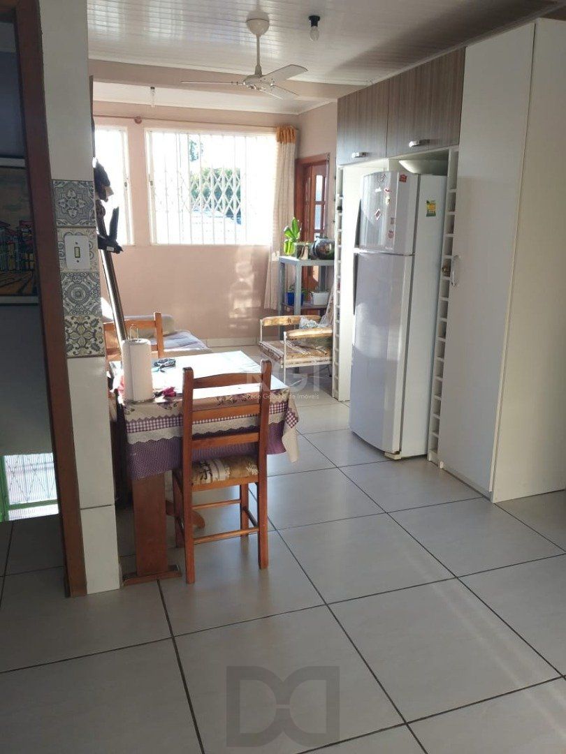 Casa para Venda - 90m², 4 dormitórios, 2 vagas - Restinga Nova — foto 7