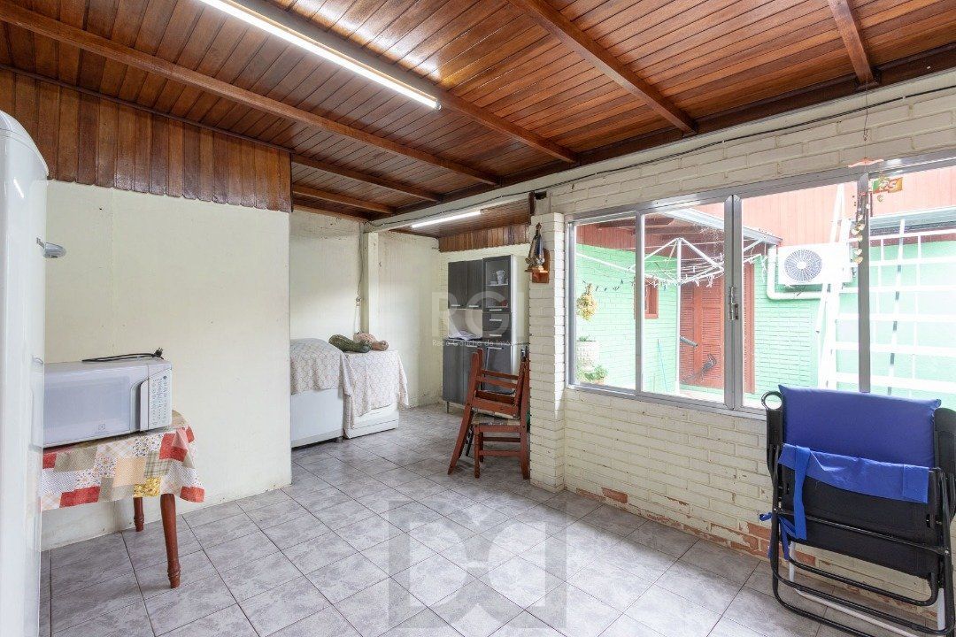 Casa para Venda - 160m², 3 dormitórios, sendo 2 suites, 3 vagas - Cristal — foto 32