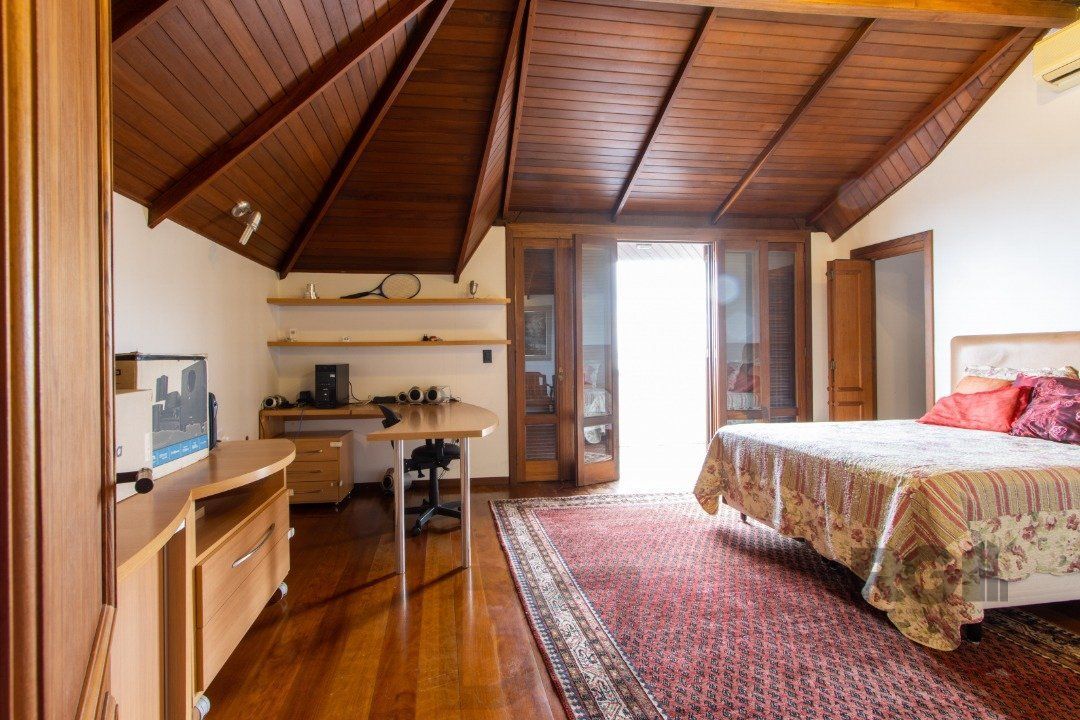 Casa para Venda com 4 dormitórios, sendo 2 suites e 4 vagas no bairro Jardim Isabel — foto 53