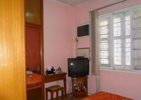 Casa para Venda - 160m², 3 dormitórios, Nonoai — foto 1
