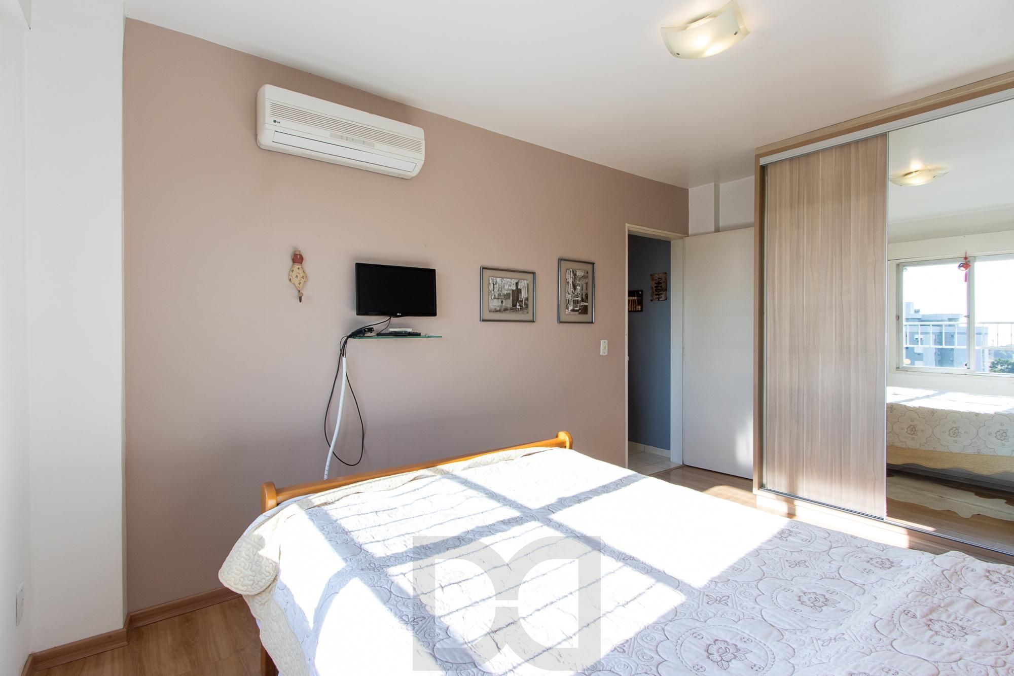 Lindo apartamento locado, mobiliado, andar alto com vista para o Rio, 2 quartos - Bairro Cristal — foto 25