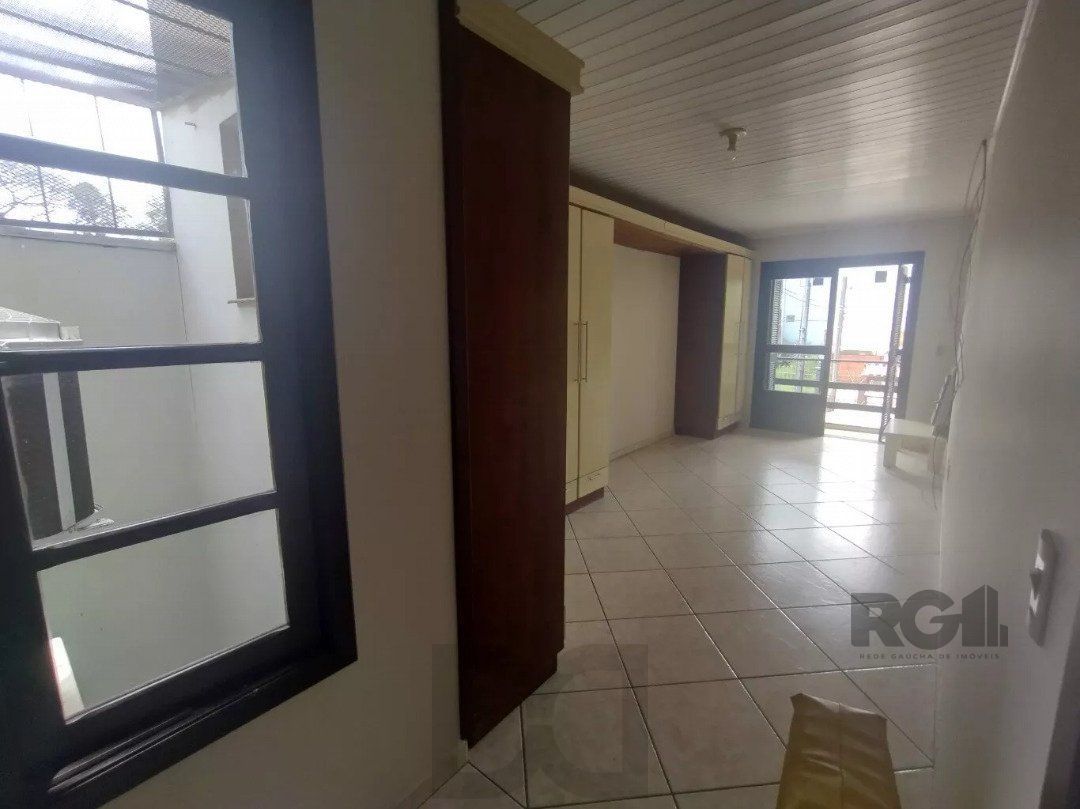 Casa 4 dormitórios, Bairro Cavalhada. — foto 10