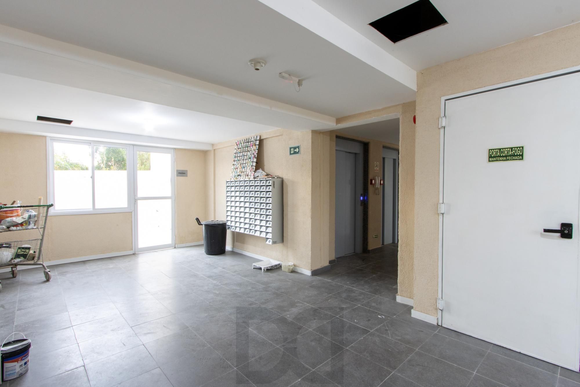 Apto com 3 dormitórios suíte e box coberto ( nunca habitado e reformado ) — foto 32