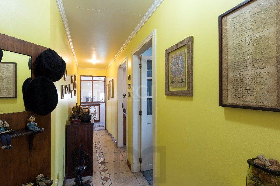 Casa para Venda - 320m², 5 dormitórios, sendo 2 suites, 3 vagas - Tristeza — foto 18