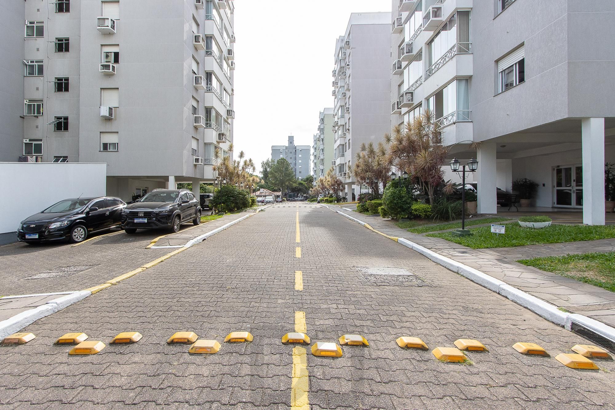 Apartamento 3 quartos, 1 vaga coberta, escriturada, condomínio com infra - Bairro Cristal — foto 29