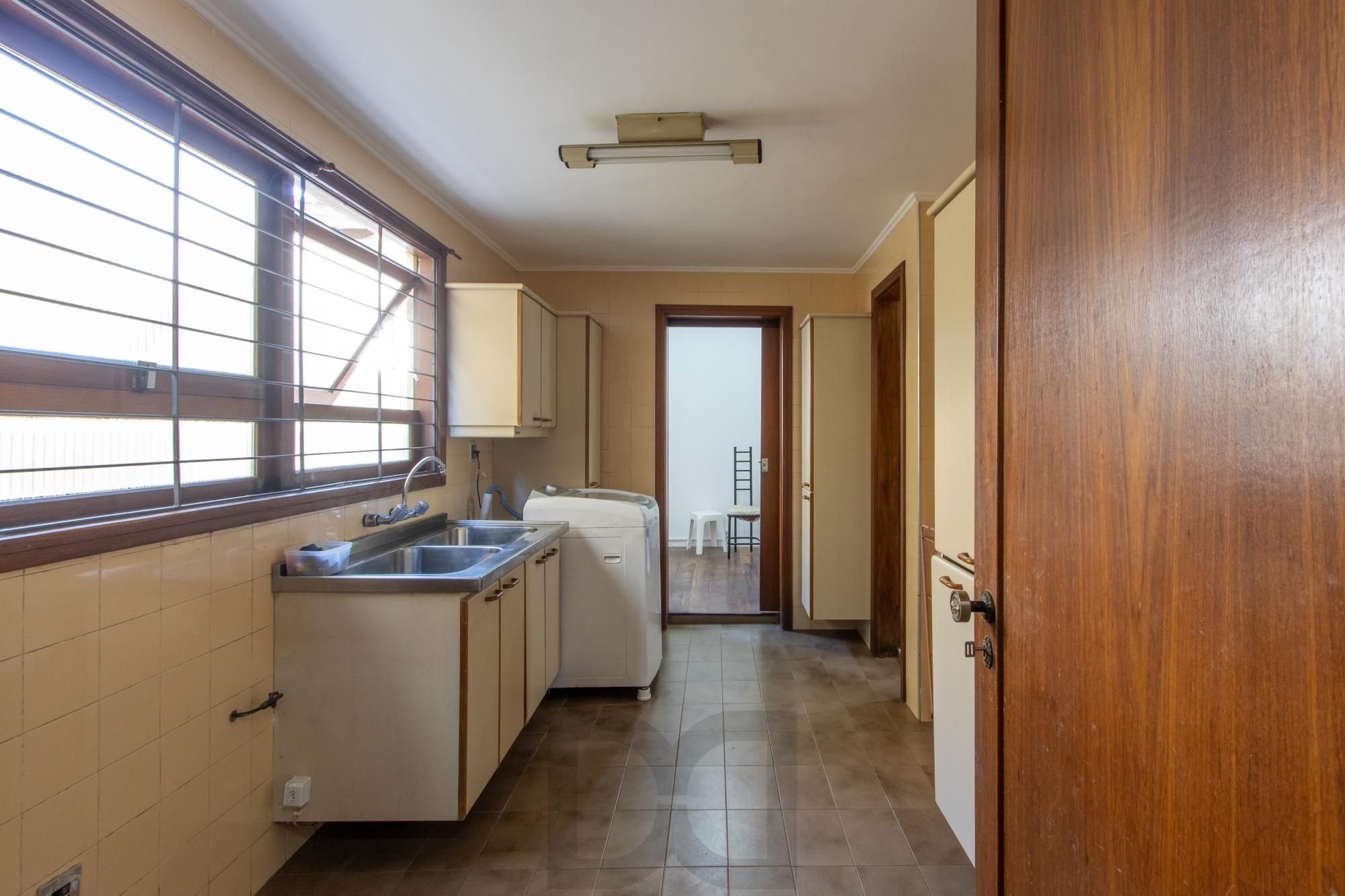 Casa à venda com 5 dormitórios, 392m² e 4 vagas no bairro Vila Assunção, Zona Sul de Porto Alegre — foto 36