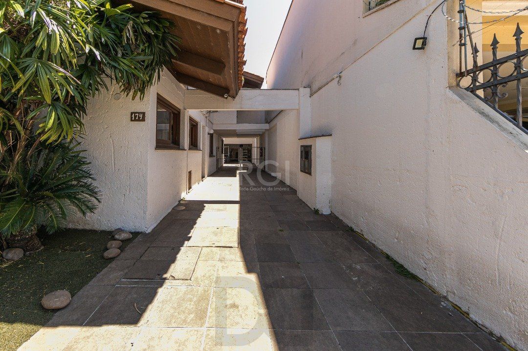 Casa para Venda - 370m², 5 dormitórios, sendo 2 suites, 7 vagas - Vila Assunção — foto 25