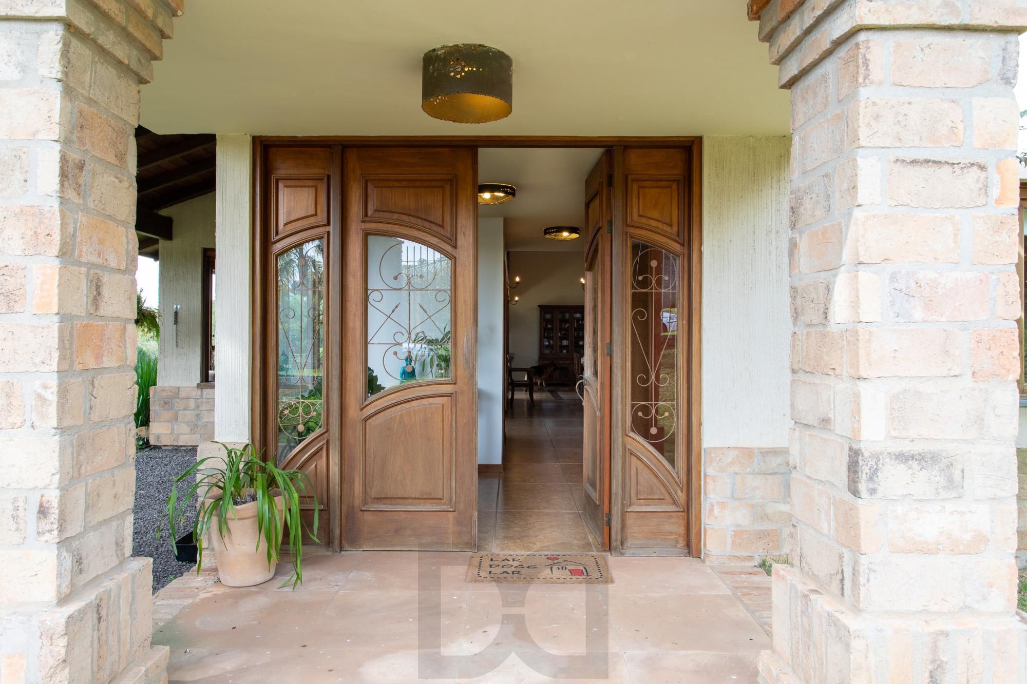 Casa em condominio com patio e 4 suítes na Vila Nova. — foto 3