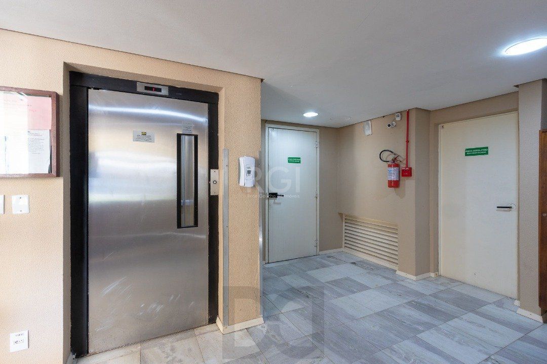 Apartamento com 72,49M² vaga e elevador 2 dormitórios — foto 3