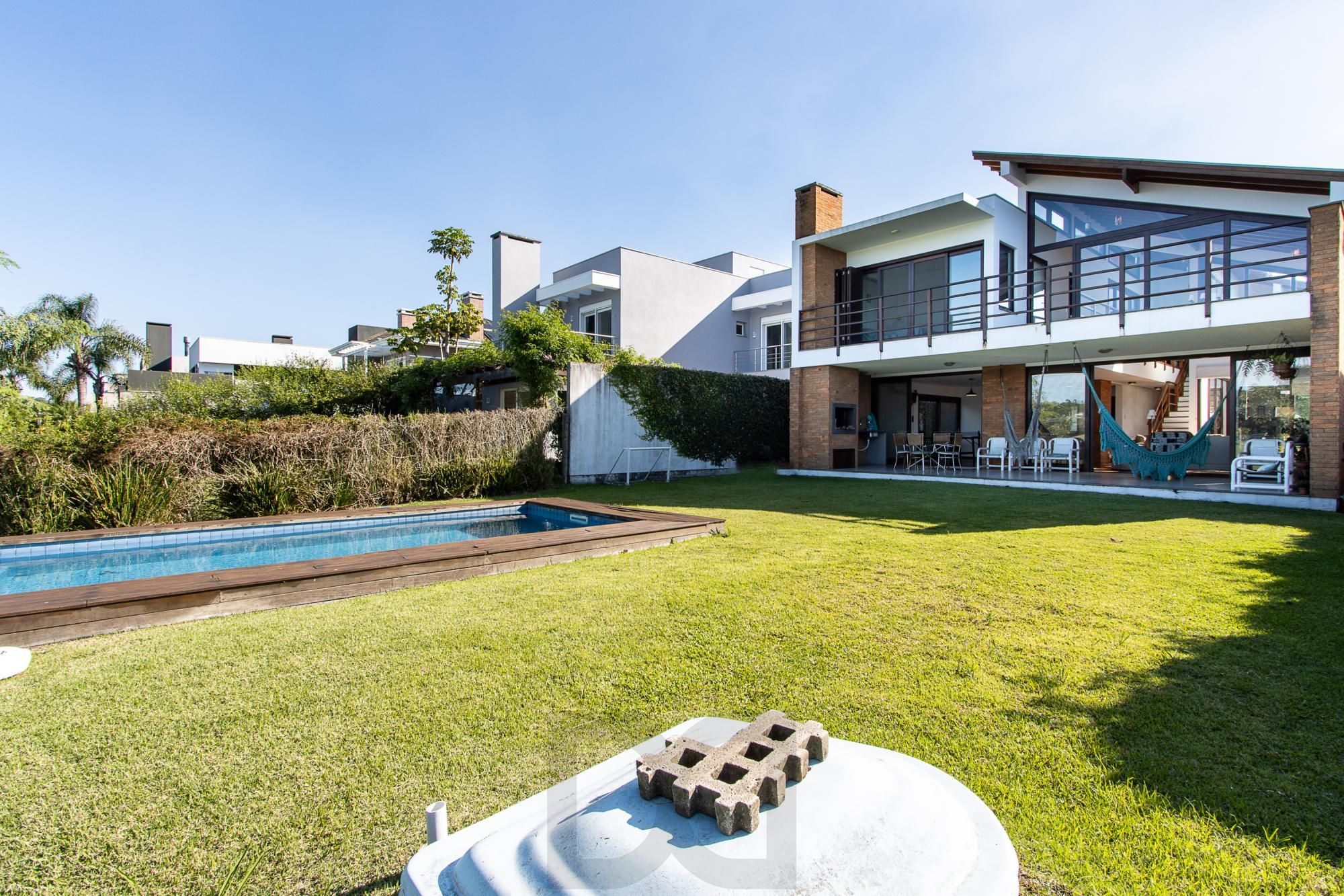 Casa no Condominio Terra Ville. 3 suites, com fundo para o lago. — foto 32