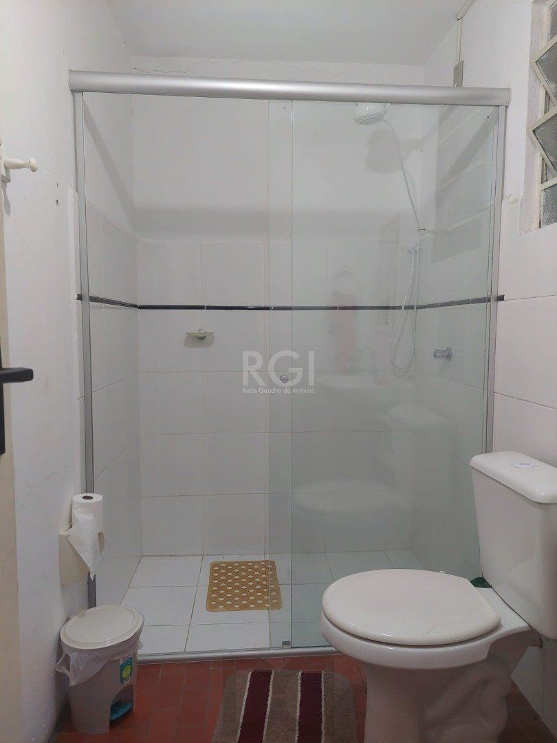 Casa para Venda - 184m², 3 dormitórios, sendo 1 suites, 4 vagas - Cristal — foto 6
