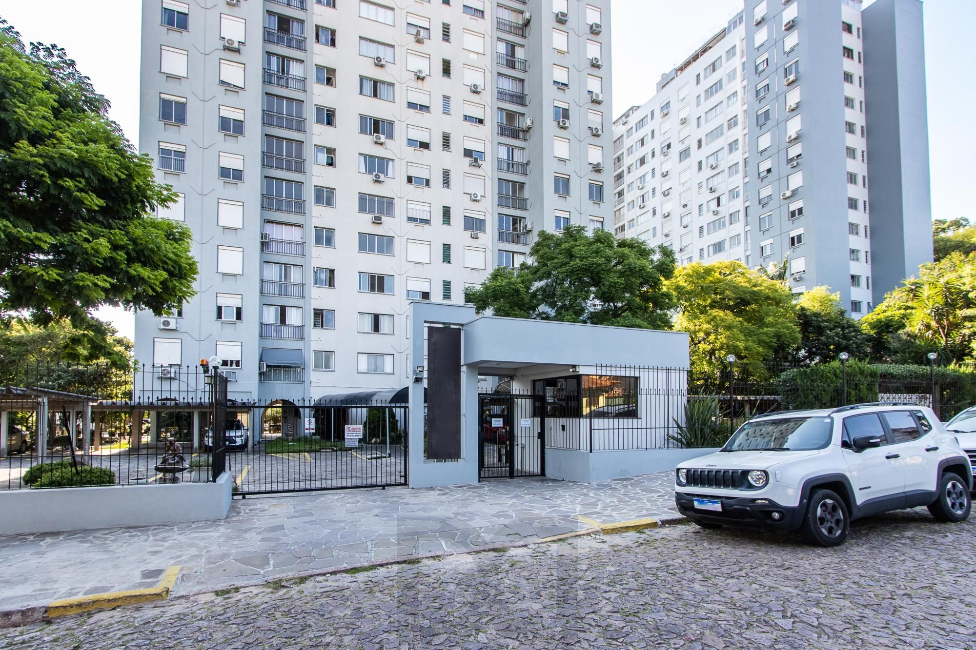 Lindo apartamento locado, mobiliado, andar alto com vista para o Rio, 2 quartos - Bairro Cristal — foto 27