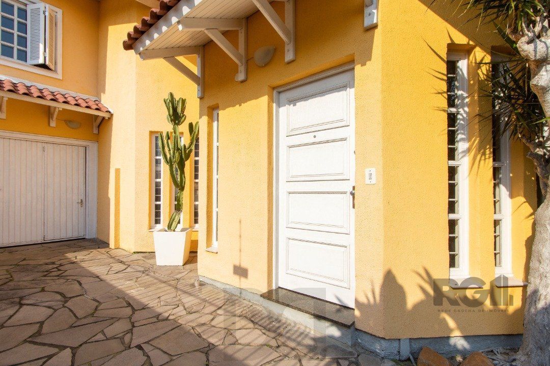 Casa para Venda - 254m², 4 dormitórios, sendo 3 suites, 5 vagas - Espirito Santo — foto 3