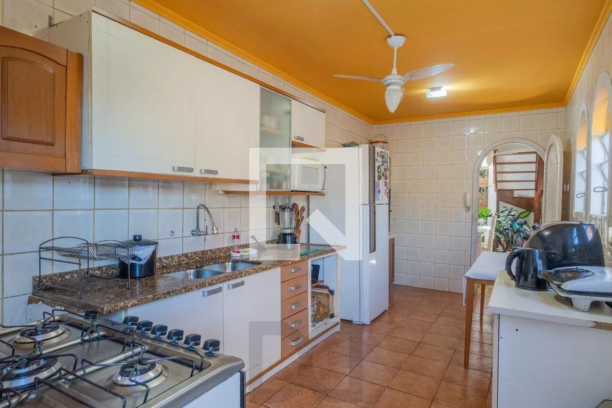 Casa á venda com 3 dormitórios no bairro Ipanema em Porto Alegre — foto 6