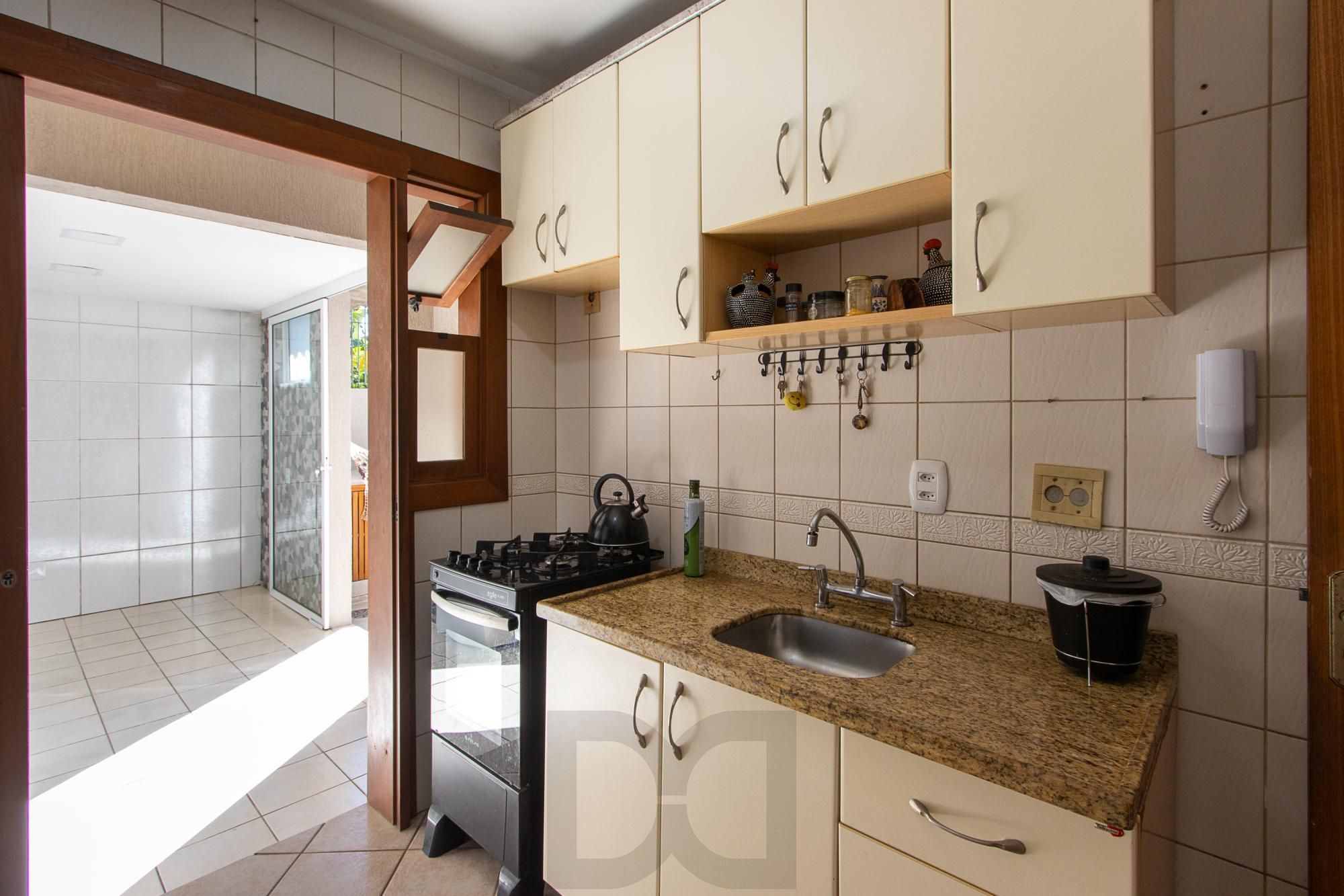 Casa em condomínio fechado, 104m² privativos, 2 quartos, 1 vaga, bairro Camaquã — foto 15