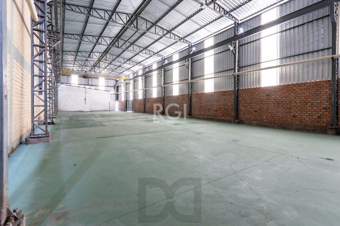 Pavilhão com área construída de cerca de 900m² — foto 21