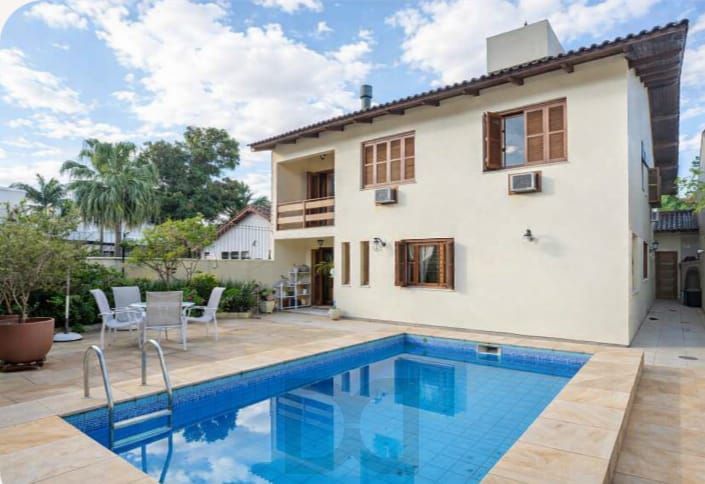 Casa à venda com 5 dormitórios, 392m² e 4 vagas no bairro Vila Assunção, Zona Sul de Porto Alegre — foto 2