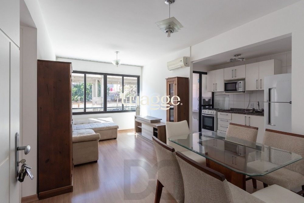 Apartamento de 02 dormitórios com garagem — foto 1