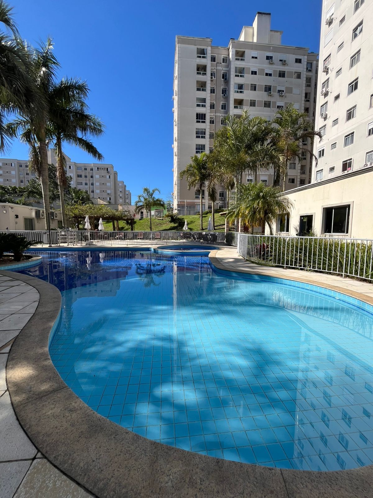 “Apartamento com Sacada e Churrasqueira – Vista Panorâmica na Zona Norte!” — foto 3