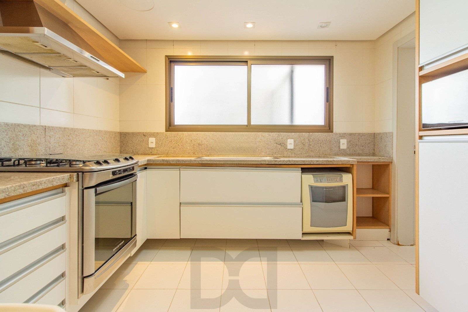 Apartamento Garden com 202m² e 3 dormitórios, 3 suítes, 3 vagas — foto 19