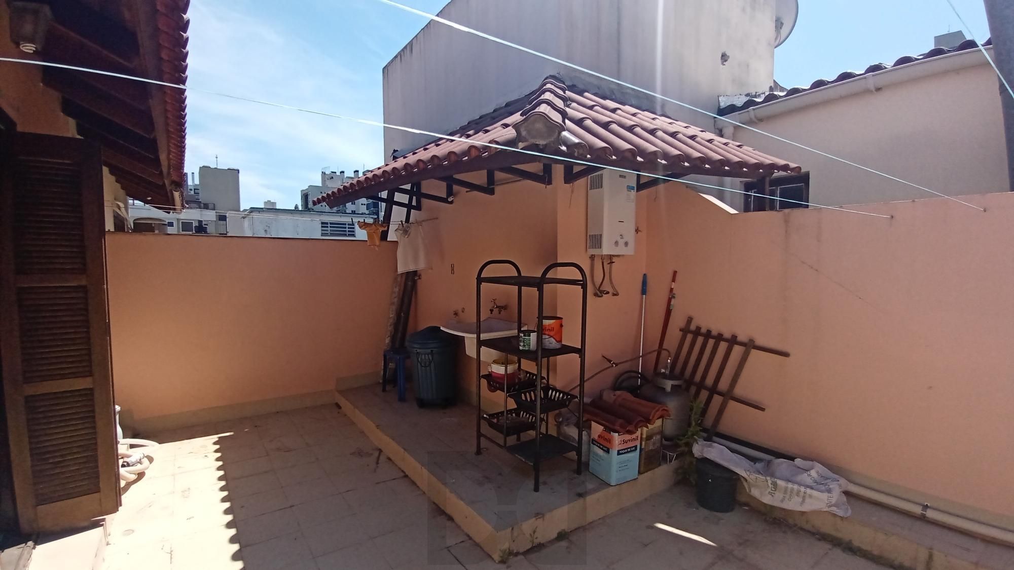 Cobertura com 2 dormitórios no bairro Petrópolis — foto 7