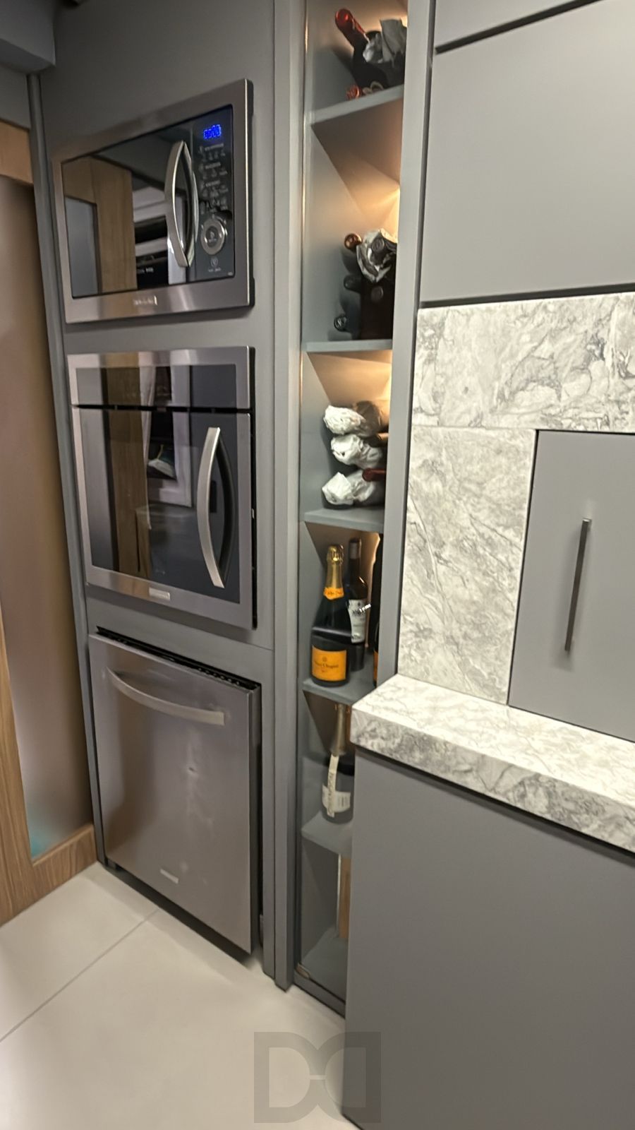 **Apartamento de 3 Quartos com 2 Suítes e 2 Vagas de Garagem na Tristeza, Porto Alegre, RS** — foto 16