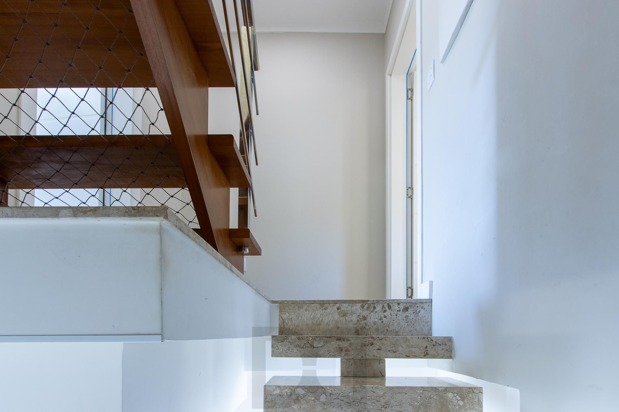 Ótima casa com 3dormitórios 1 suite no bairro Tristeza — foto 20