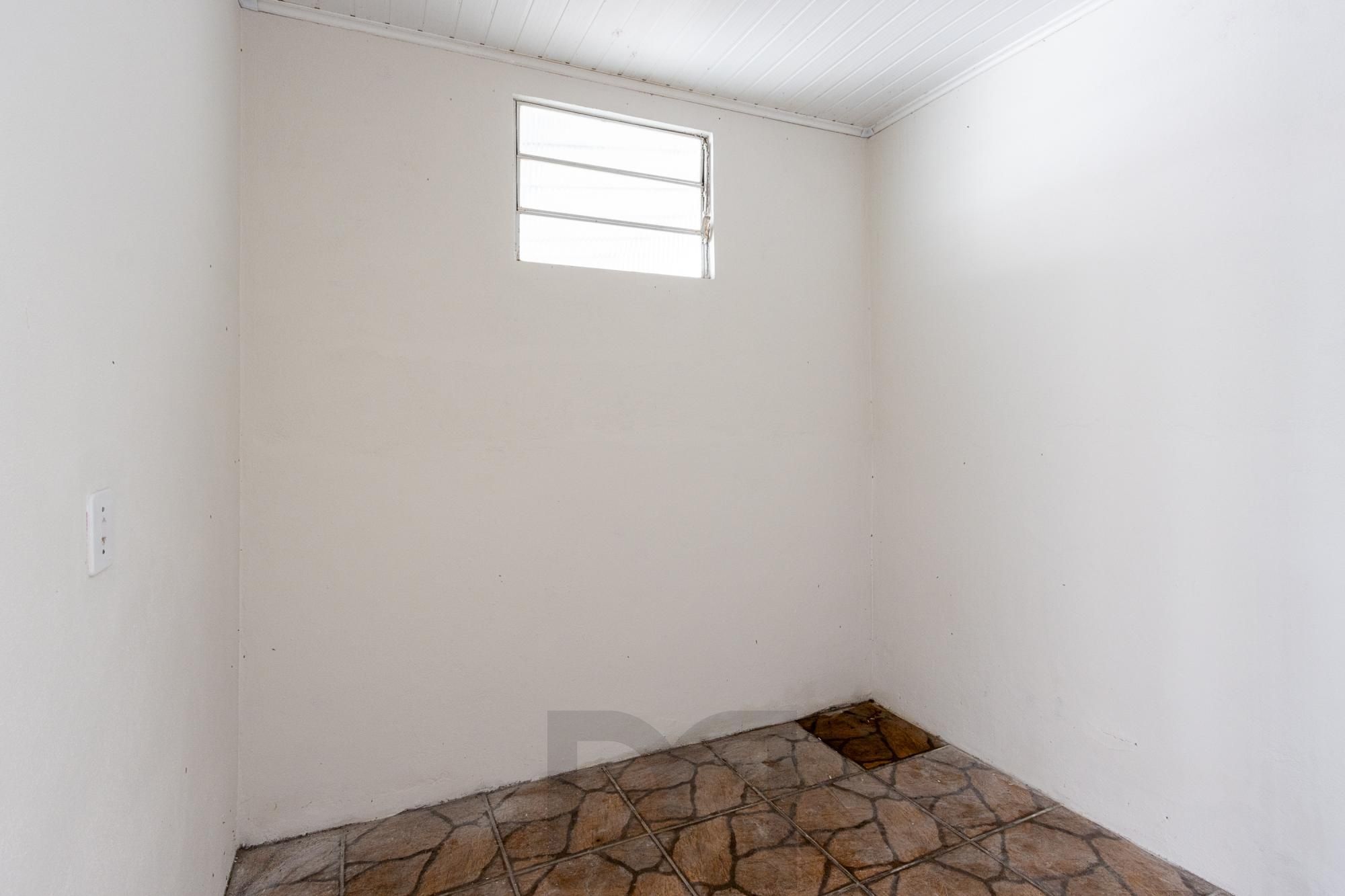 Casa (sobrado), 2 dormitórios, pátio - Bairro Hípica — foto 10