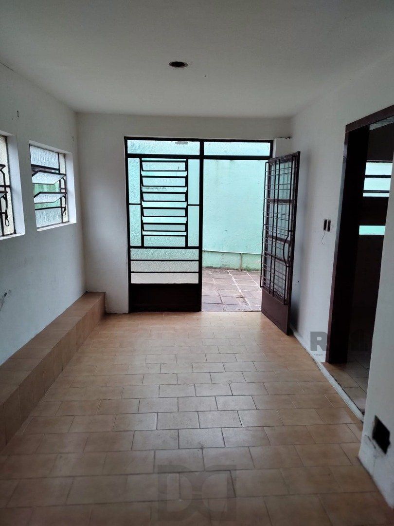 Casa para Venda - 247.37m², 4 dormitórios, 4 vagas - Partenon — foto 18