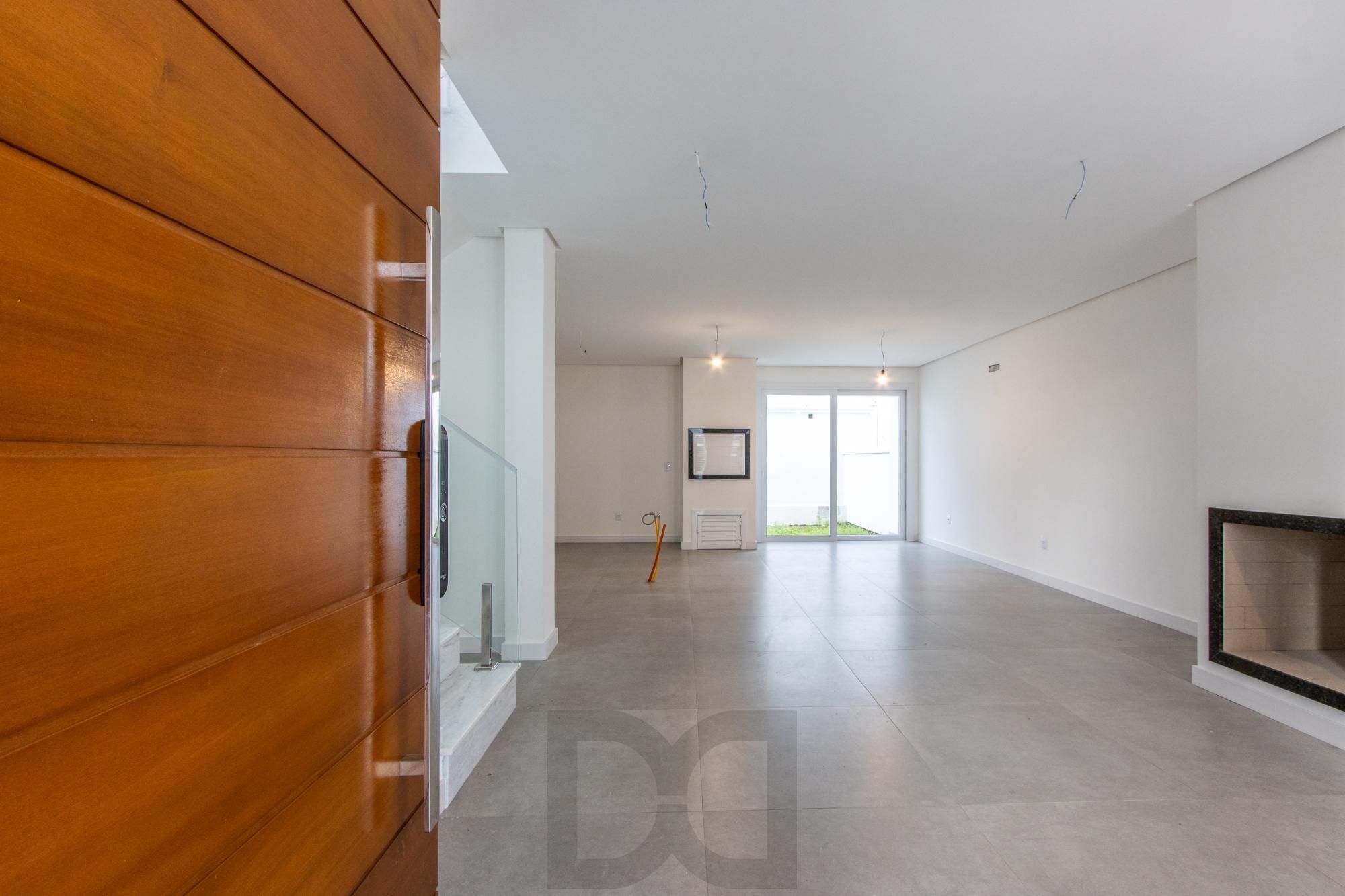 Casa no Condomínio Pateo Verde, 3 suítes sendo 1 master com sacada e 2 vagas . — foto 3