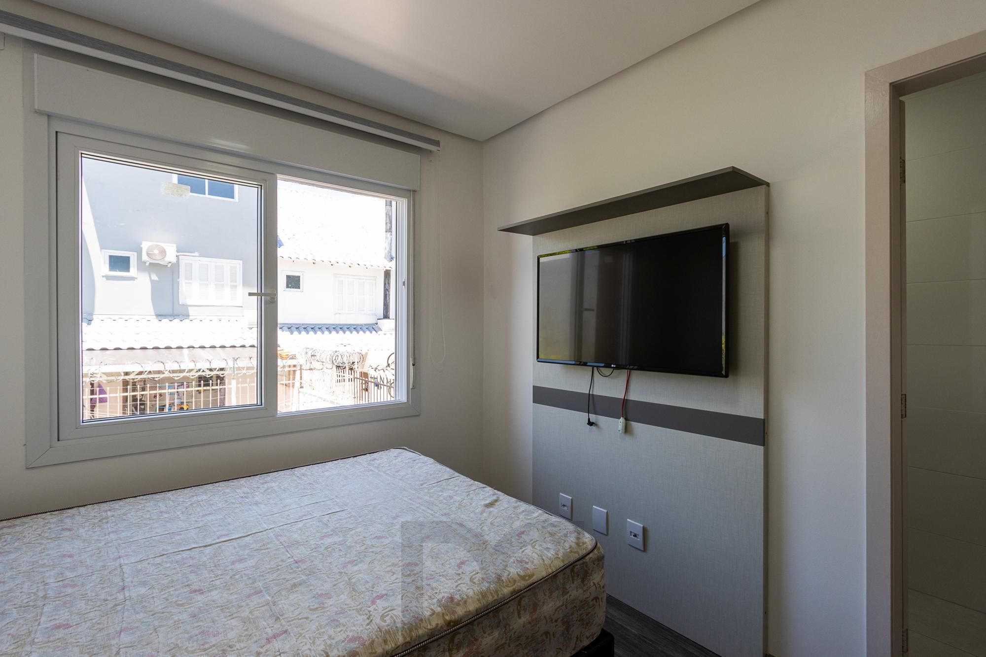 Sobrado com 2 suites e 2 vagas de garagem - Bairro Guarujá — foto 21