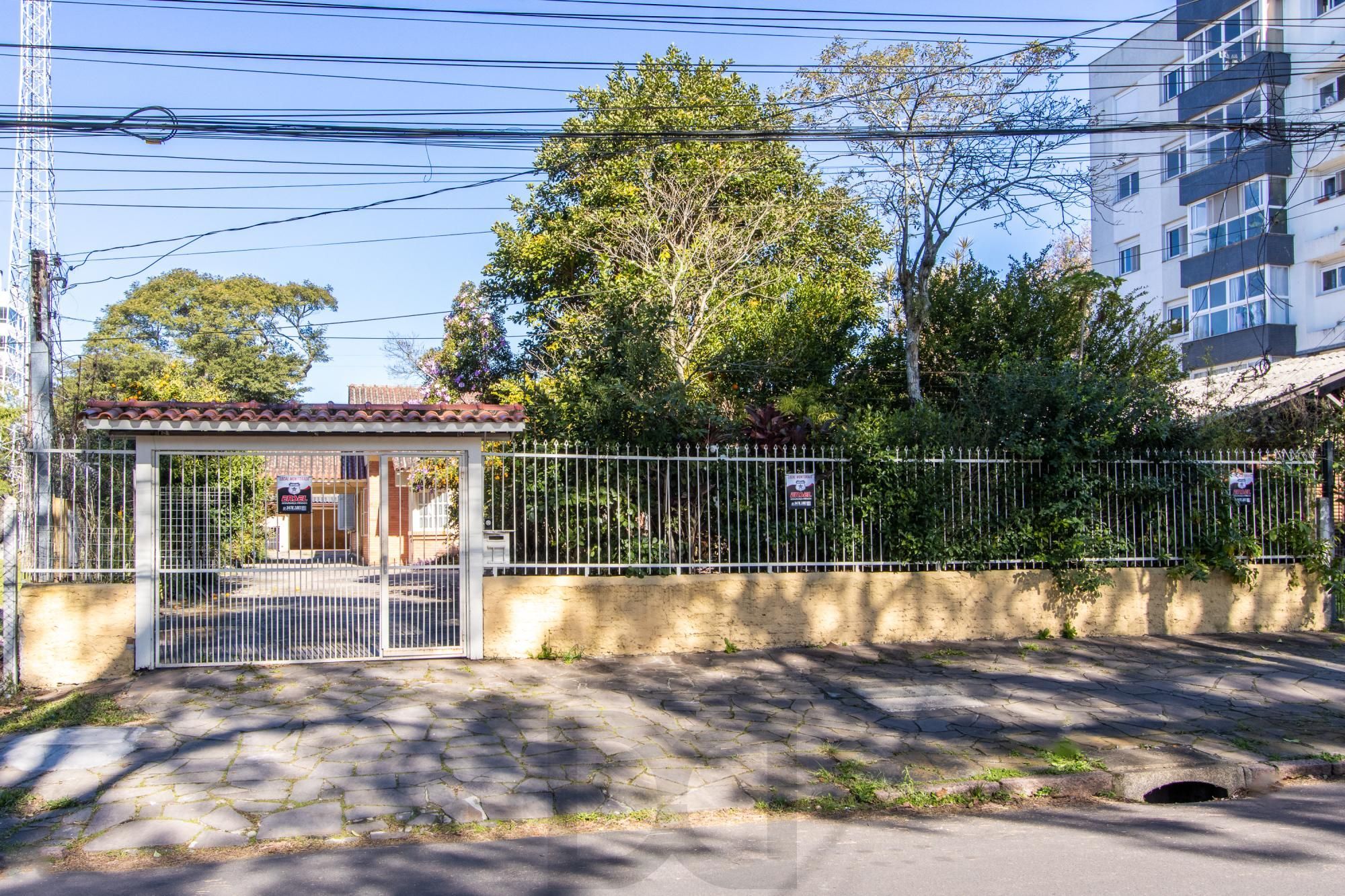 Casa para Venda - 231.72m², 4 dormitórios, sendo 1 suites, 3 vagas - Tristeza — foto 1