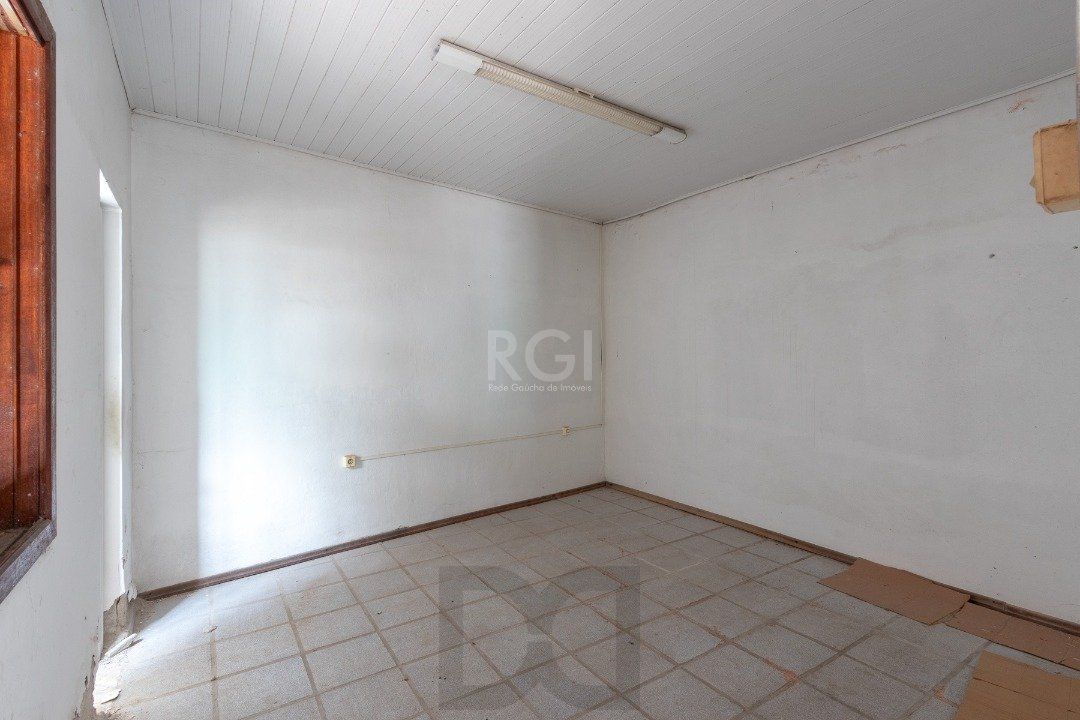 Casa para Venda - 149.99m², 6 dormitórios, sendo 2 suites, Nonoai — foto 47