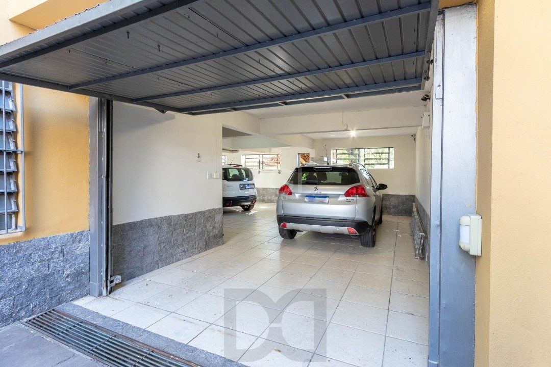 Casa para Venda - 308.25m², 3 dormitórios, sendo 1 suites, 5 vagas - Cristal — foto 32