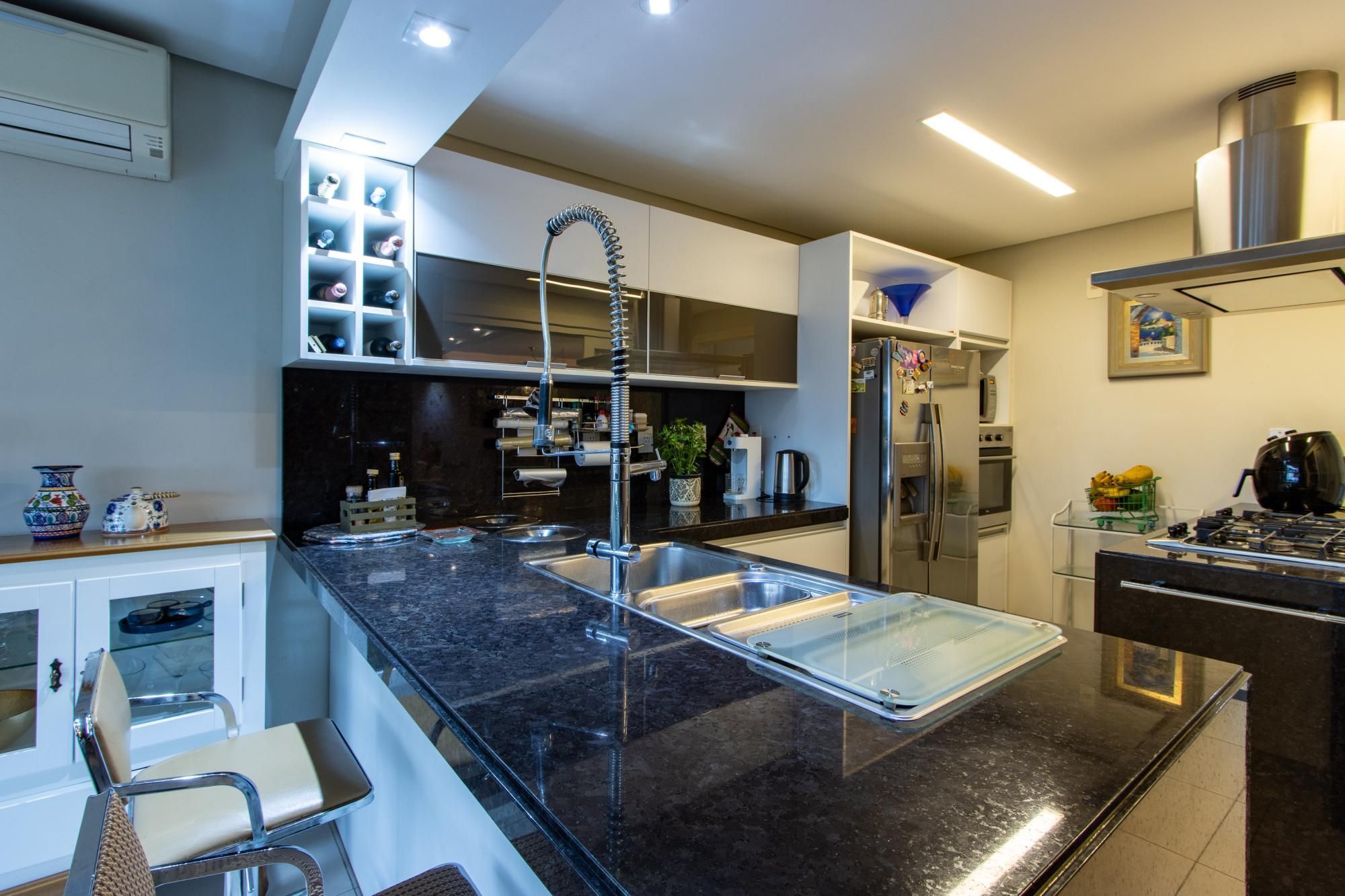 EXCELENTE APARTAMENTO COM VISTA LIVRE PARA O GUAÍBA!! — foto 14