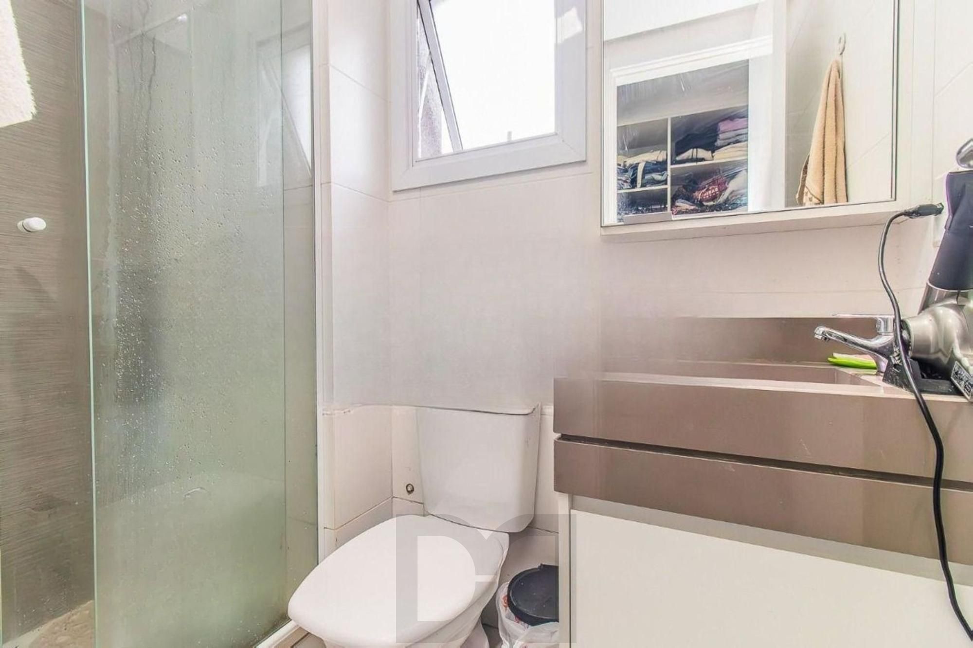 Apartamento com 83m² e 2 dormitórios, 2 suítes, 3 vagas no bairro Petrópolis — foto 12