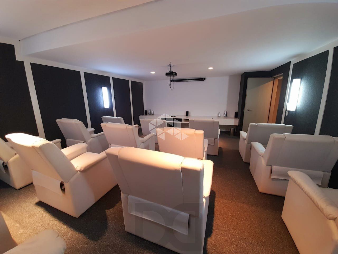 Loft a venda 1 dormitório mobiliado com 1 vaga de garagem / Lima e Silva — foto 18