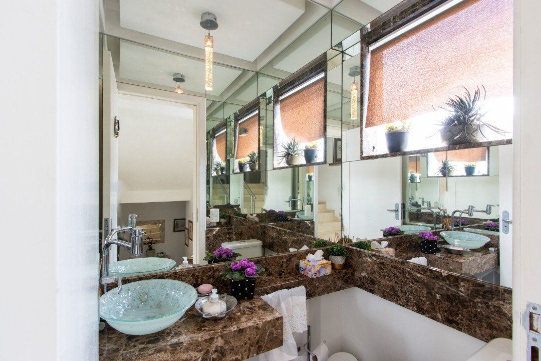 Casa em condominio . com 6 suites, sendo 3 suítes master com closet e hidro. — foto 7