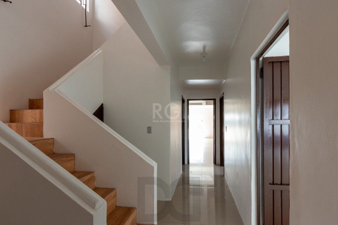 Casa para Venda - 454.7m², 5 dormitórios, sendo 1 suites, 8 vagas - Teresópolis — foto 33