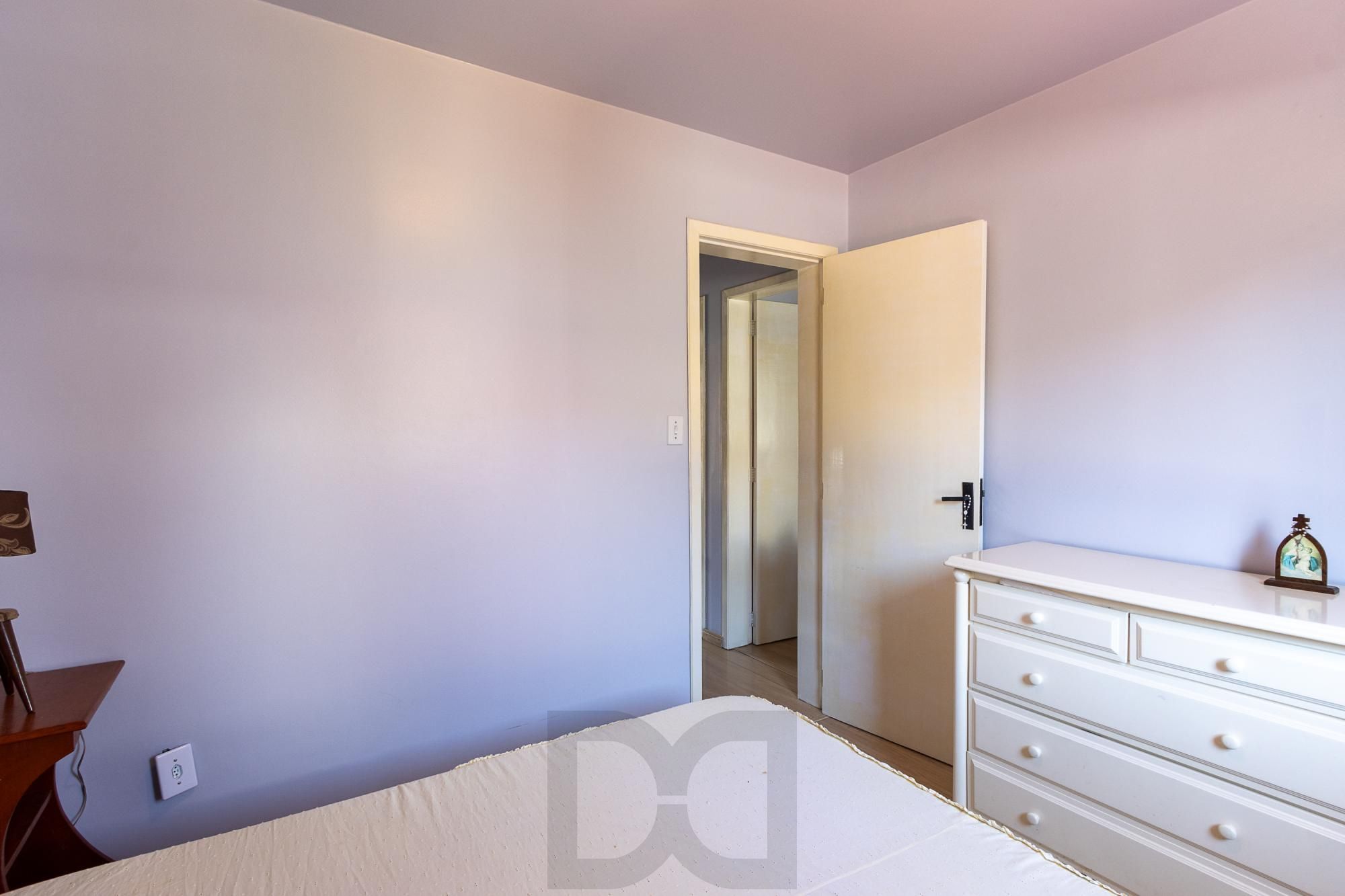 Casa de condomínio, de 3 dormitórios, 1 suíte e 2 vagas de garagem. — foto 33