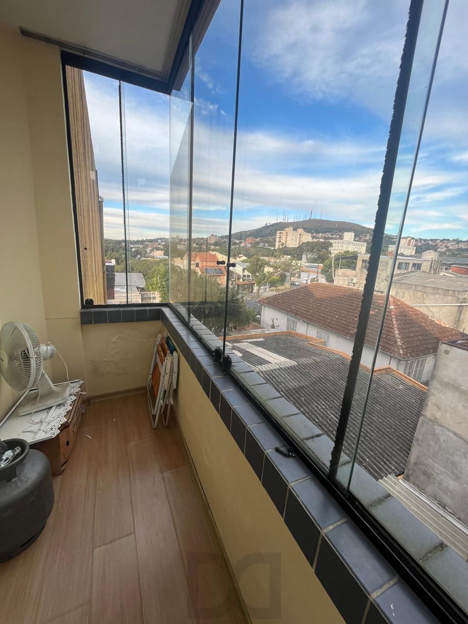 **Cobertura com 2 Quartos e Churrasqueira na Glória, Porto Alegre - Oportunidade Única!** — foto 16
