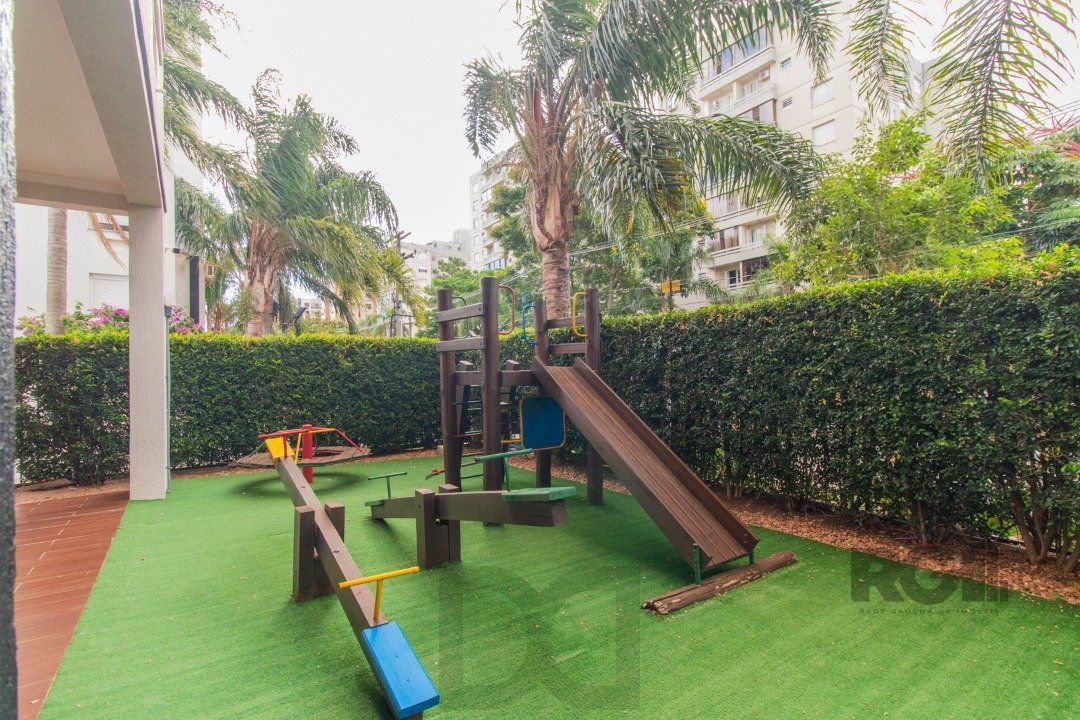 Cobertura Horizontal, 3 quartos, 1 suite, piscina, condominio com infra, 2 vagas - Bairro Tristeza — foto 39