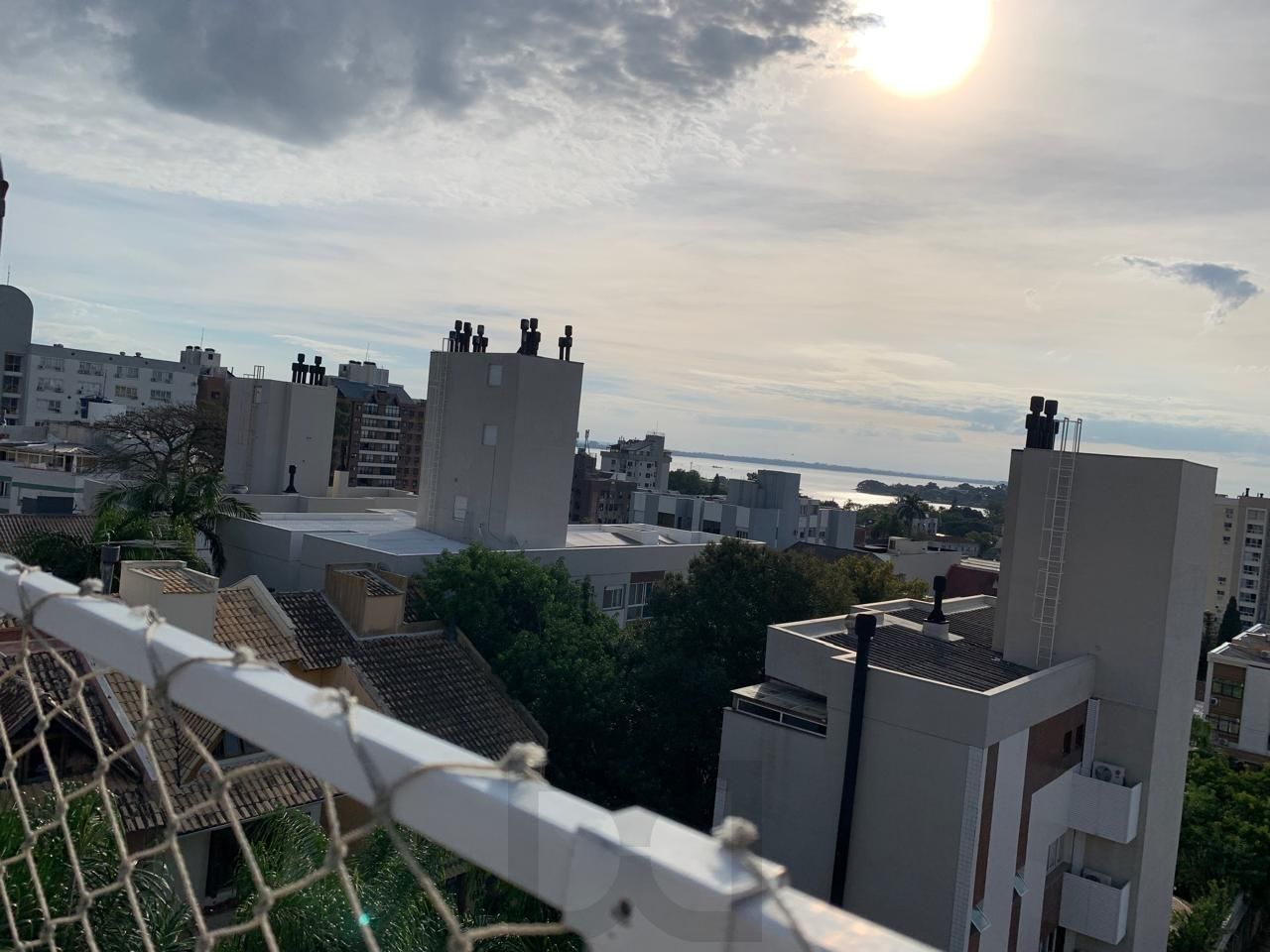 COBERTURA ALTO PADRÃO COSNTRUÇÃO BANDEIRA 228,32m² PRIVATIVOS 4 DORMITÓRIOS(02 SUÍTES) — foto 1