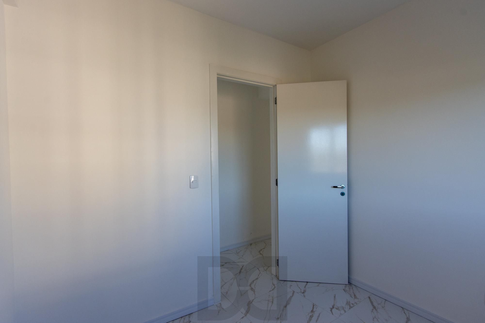 Apto com 3 dormitórios suíte e box coberto ( nunca habitado e reformado ) — foto 14