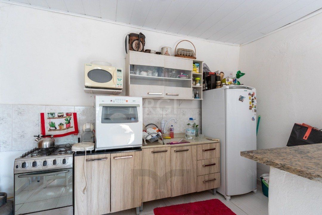 Casa para Venda - 240m², 6 dormitórios, sendo 3 suites, 2 vagas - Glória — foto 4
