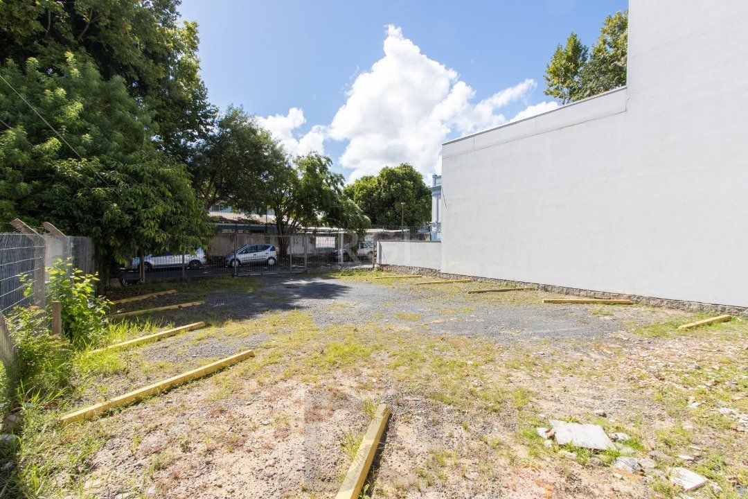 terreno com 298,30 m2 de área Total, medindo 12,64 X 23,60 — foto 4