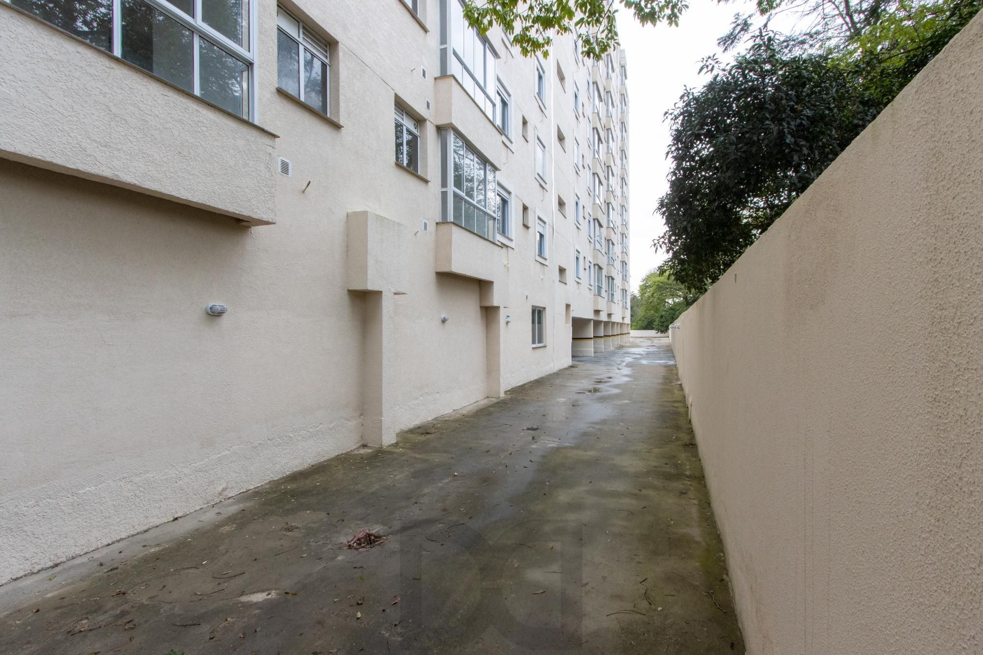 Apto com 3 dormitórios suíte e box coberto ( nunca habitado e reformado ) — foto 41