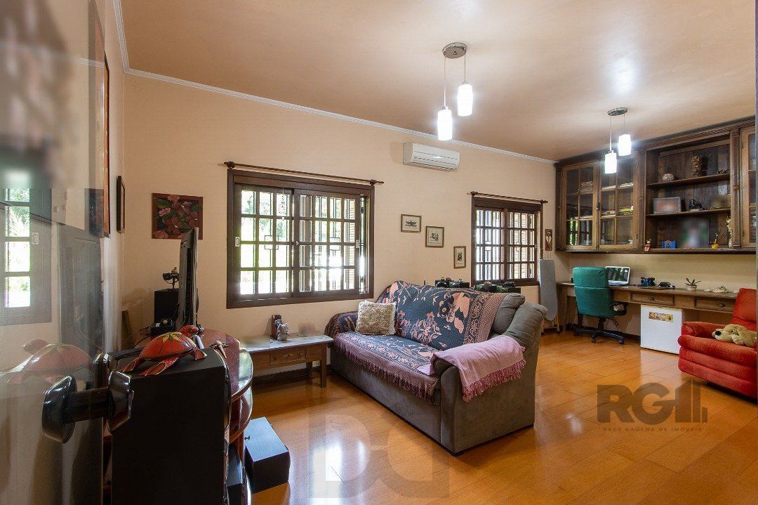 Casa para Venda - 300m², 3 dormitórios, sendo 1 suites, 4 vagas - Nonoai — foto 43