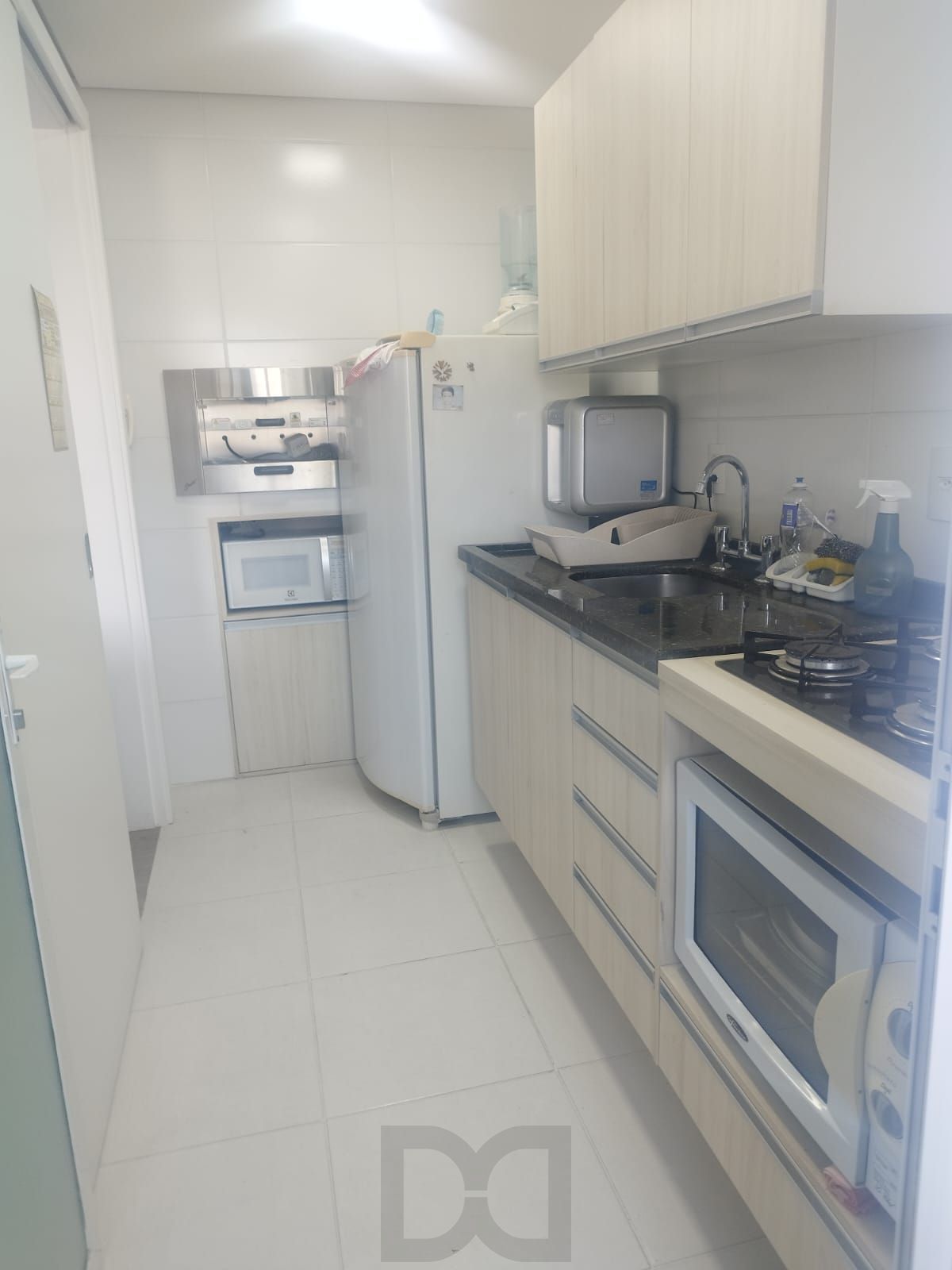 Apartamento semi mobiliado com 2 Quartos no Bairro Azenha, — foto 7