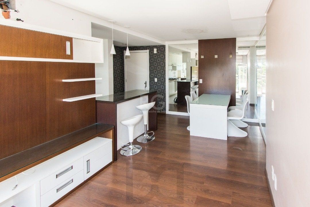 Apartamento | Bairro Cristal | 2 dormitórios | Suíte |  Semi mobiliado |  1 vaga escriturada — foto 13